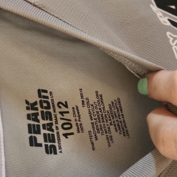 The University Alabama Crimson Tides Shirt. - Picture 3 of 5